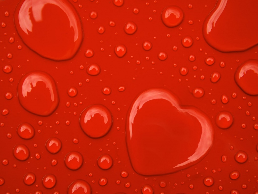 Капли на красном фоне обои