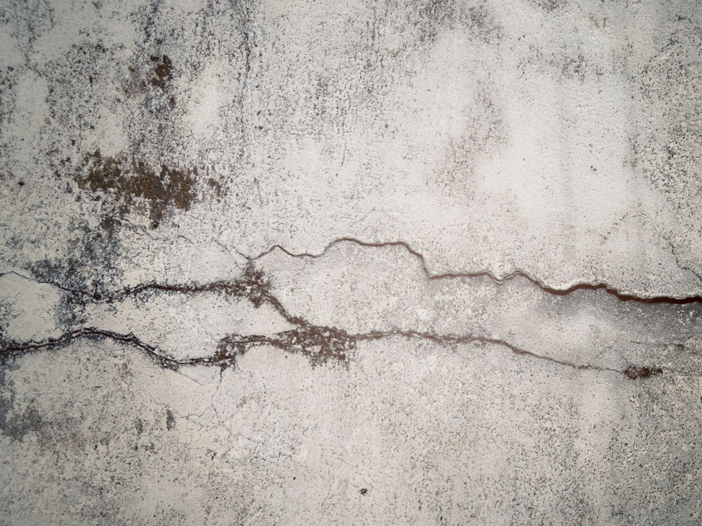 Растрескавшаяся стена обои