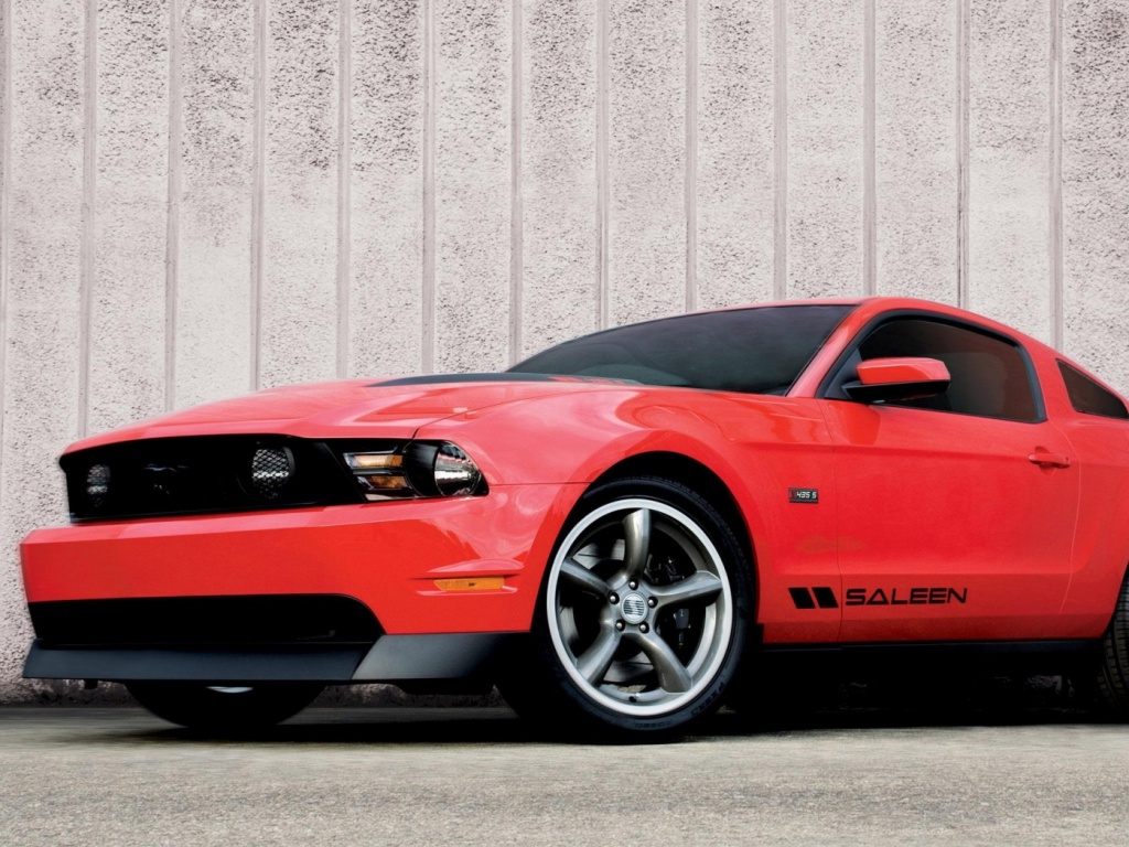 Красный Мустанг GT обои