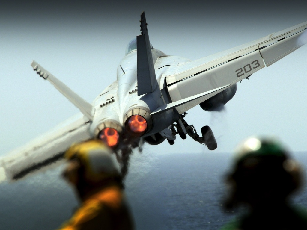 Взлет истребителя обои