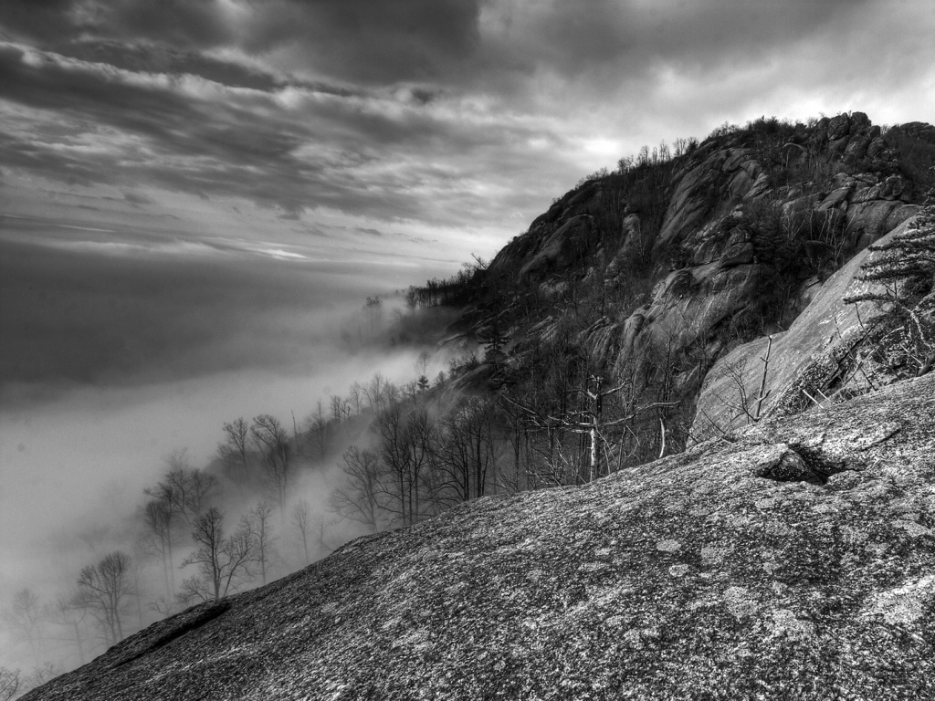 Туманные горы обои