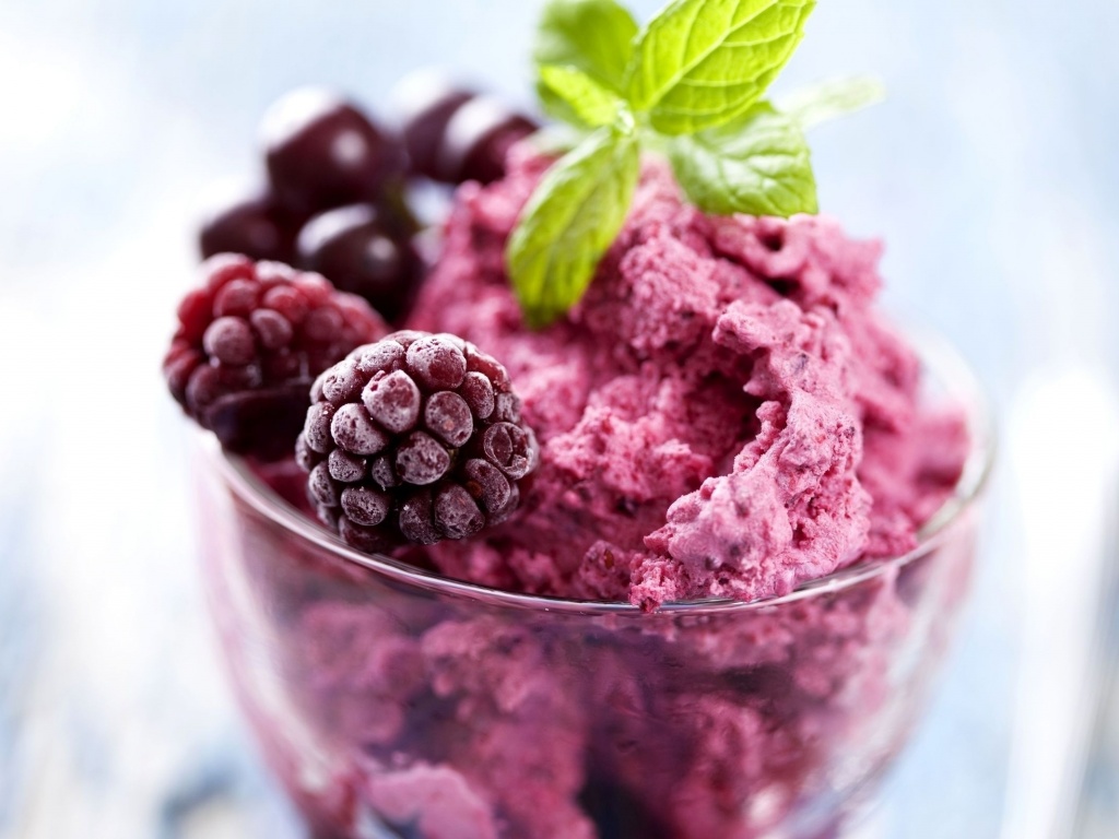 Ягодное мороженное обои