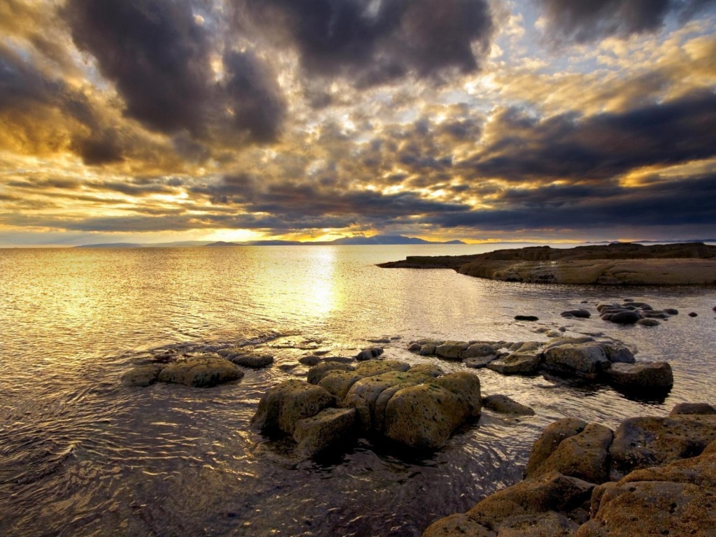 Красивый вид на вечернее море обои