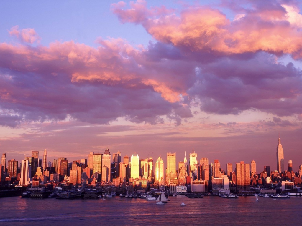 Панорама города на закате обои