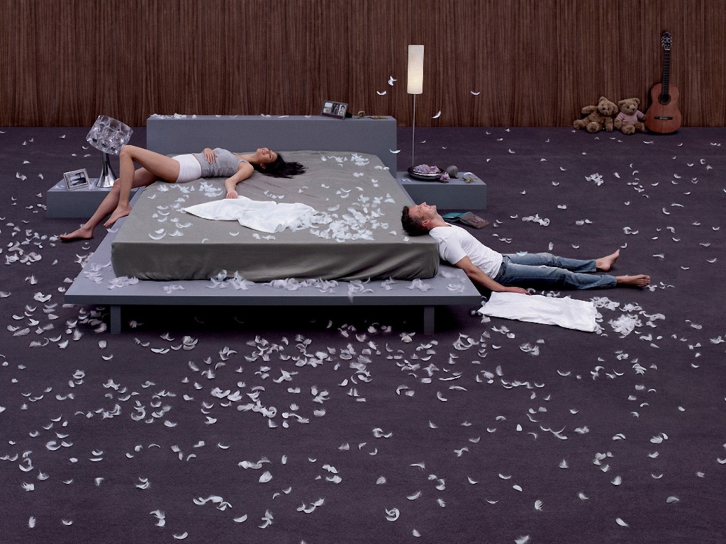 На поле брани.. подушками обои