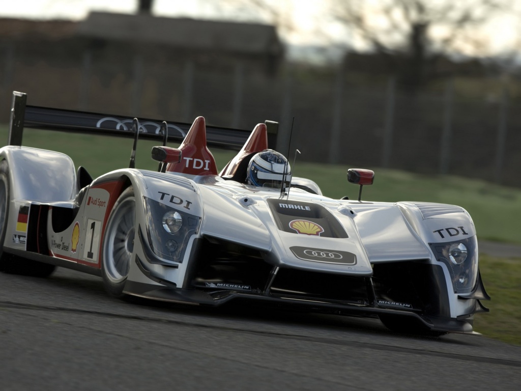 Болид ауди обои