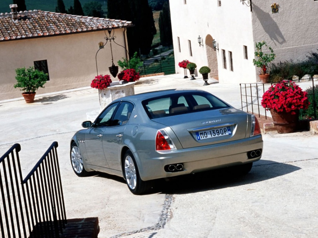 Maserati Quattroporte обои