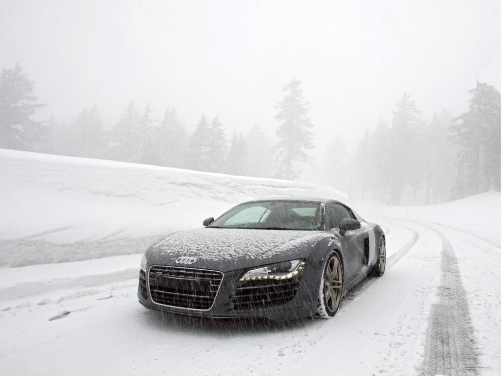 Audi R8 зимой обои