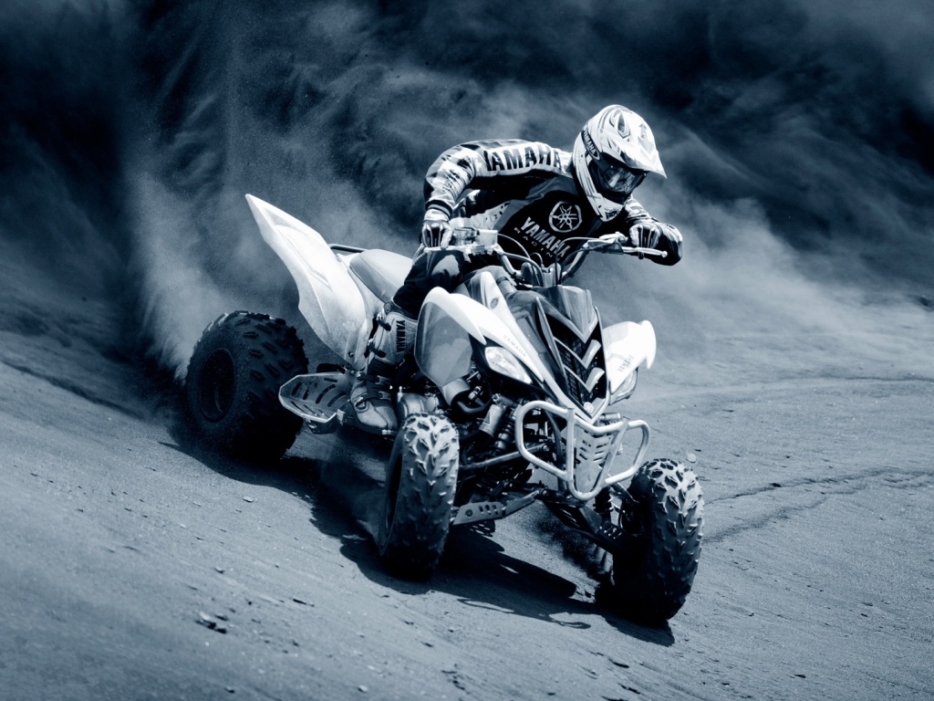 Спортсмен на квадроцикле обои