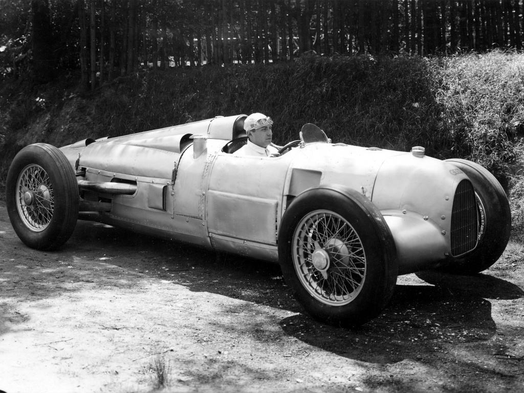 Старинный гоночный автомобиль обои