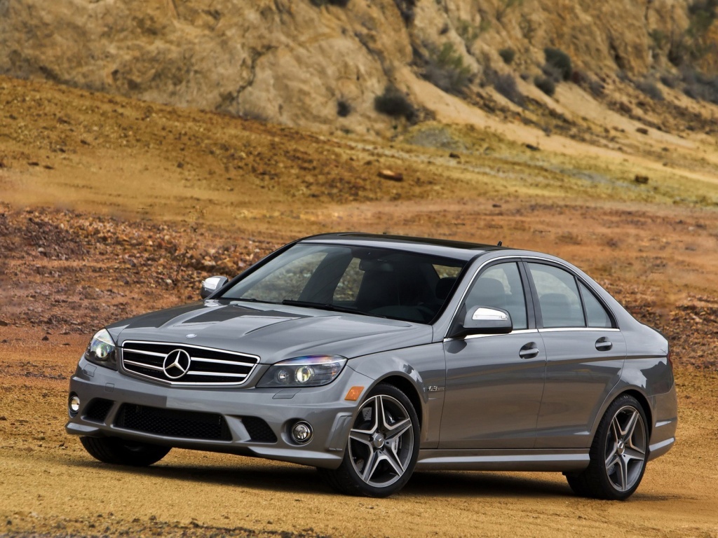 Мерседес в карьере обои