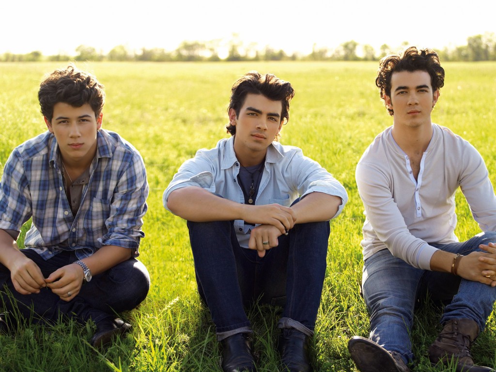 Джонас Бразерс обои