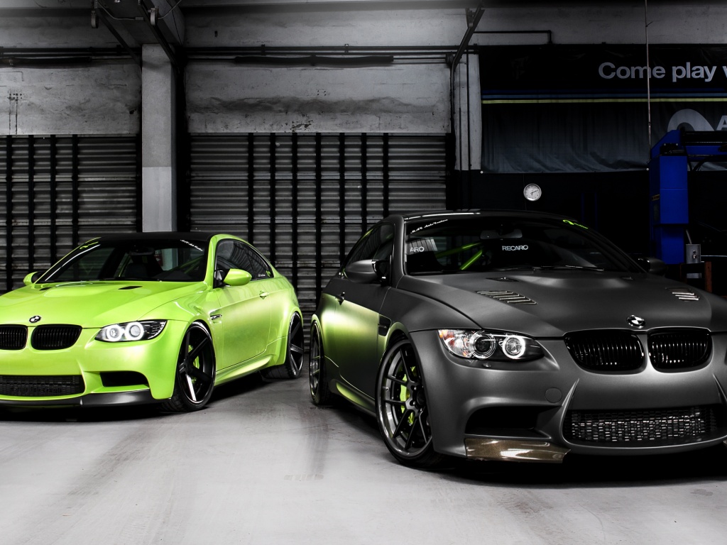 Черный и зеленый BMW M3 обои