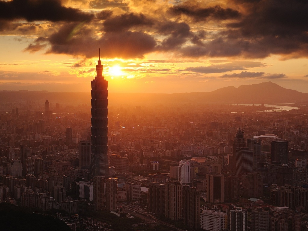 Башня на закате обои