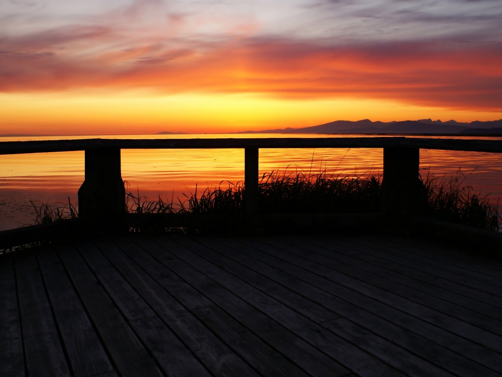 Терасса на море обои