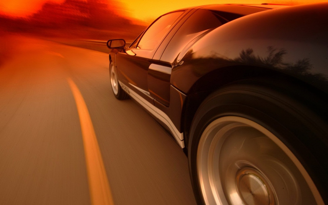 Авто на повороте обои