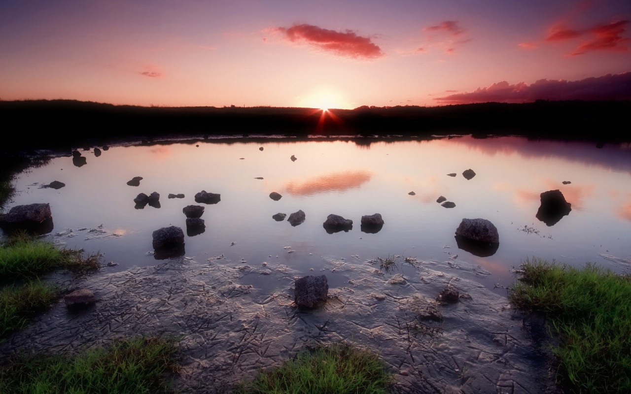 Обмелевшее озеро в Новой Зеландии обои
