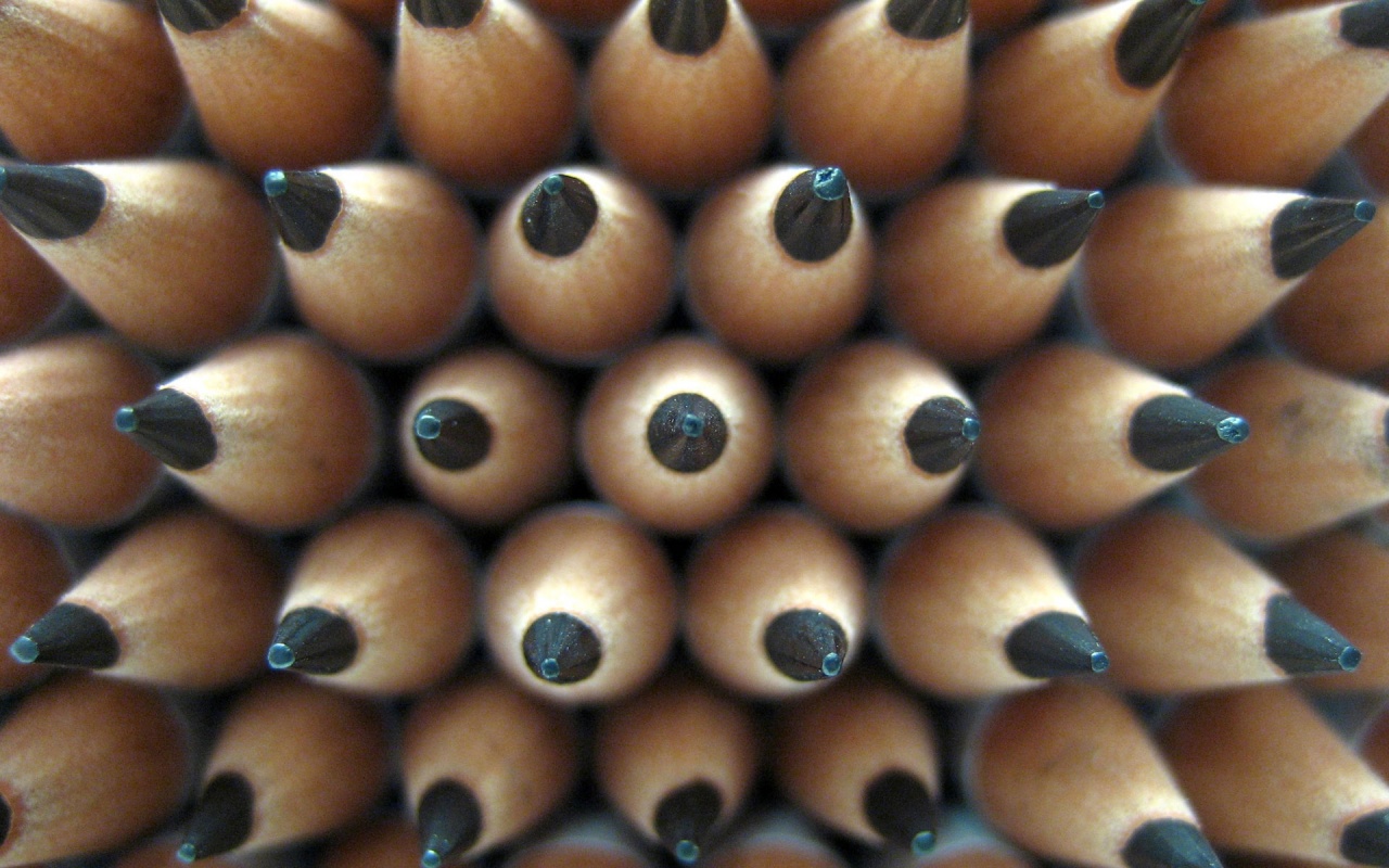 Чёрные карандаши обои