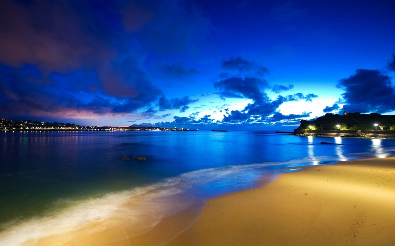 Пляж во франции ночью обои
