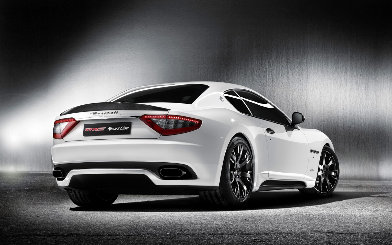 Мазерати Грантуризмо рендер обои