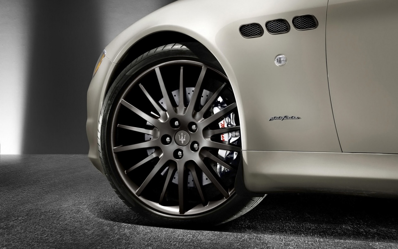 Рендер Maserati Quattropotre обои