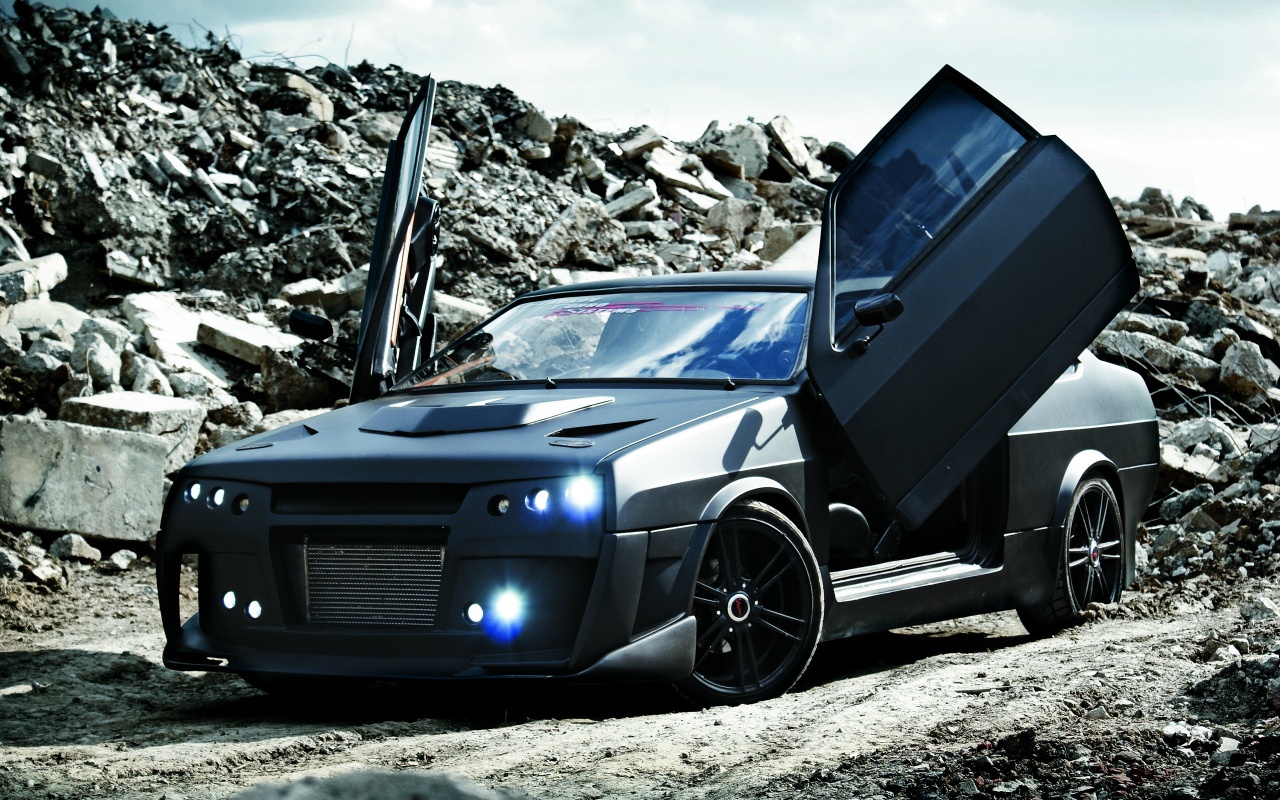 Тюнингованный ваз 21099 обои