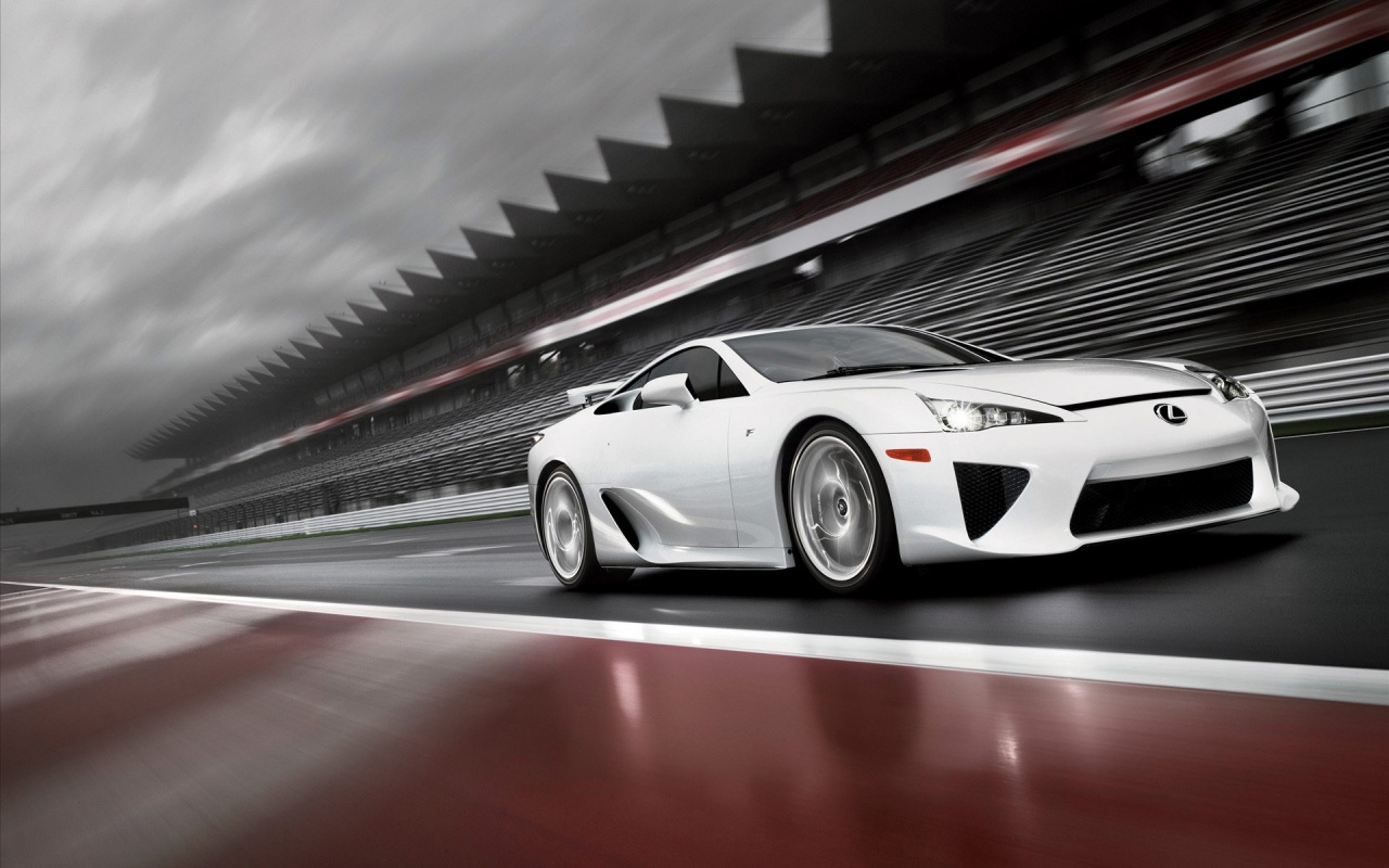 Lexus LFA на тарссу обои