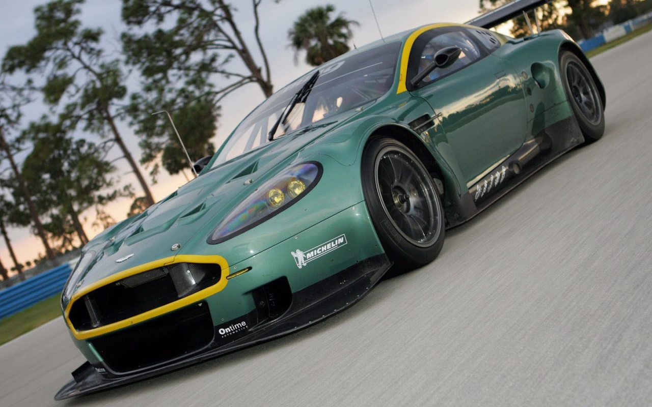 Aston Martin обои