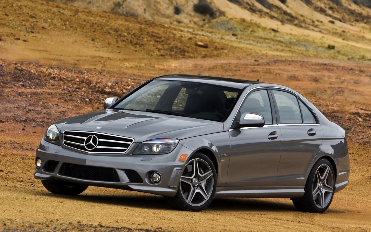 Мерседес в карьере обои