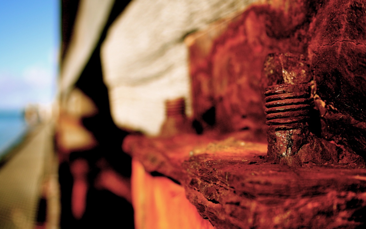 Проржавевшие болты обои