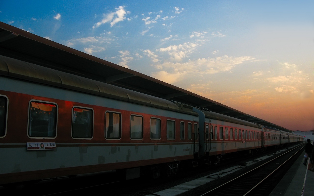 Пассажирский состав обои