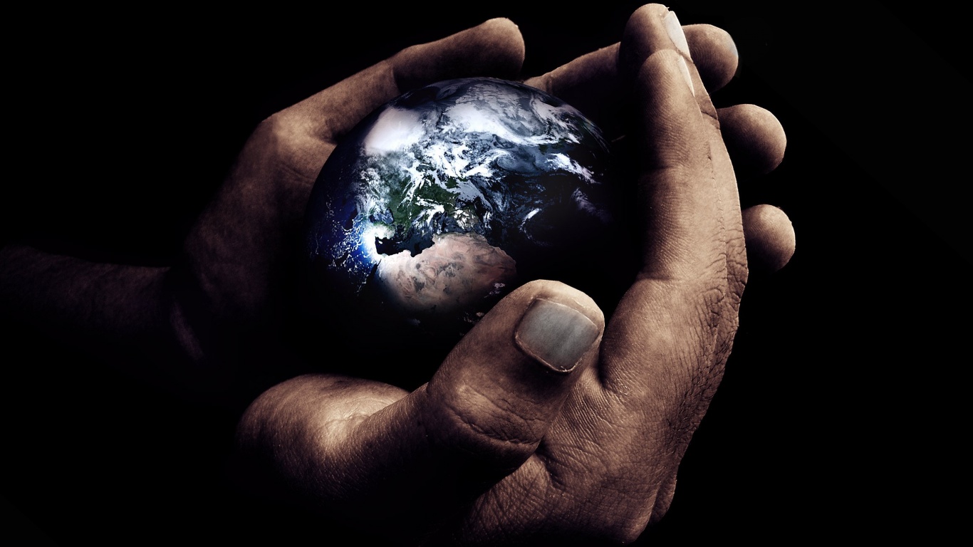 Мир в руках обои