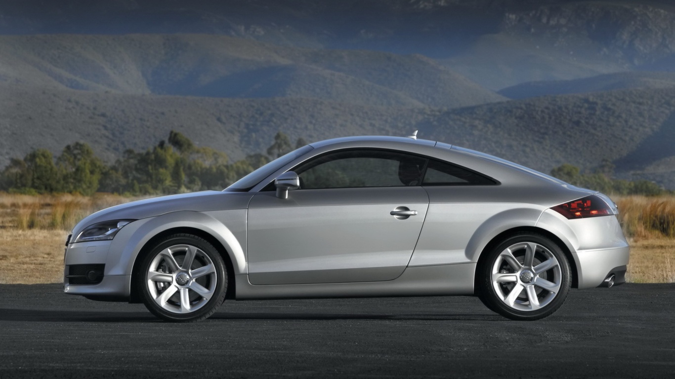 Трехдверный ауди обои