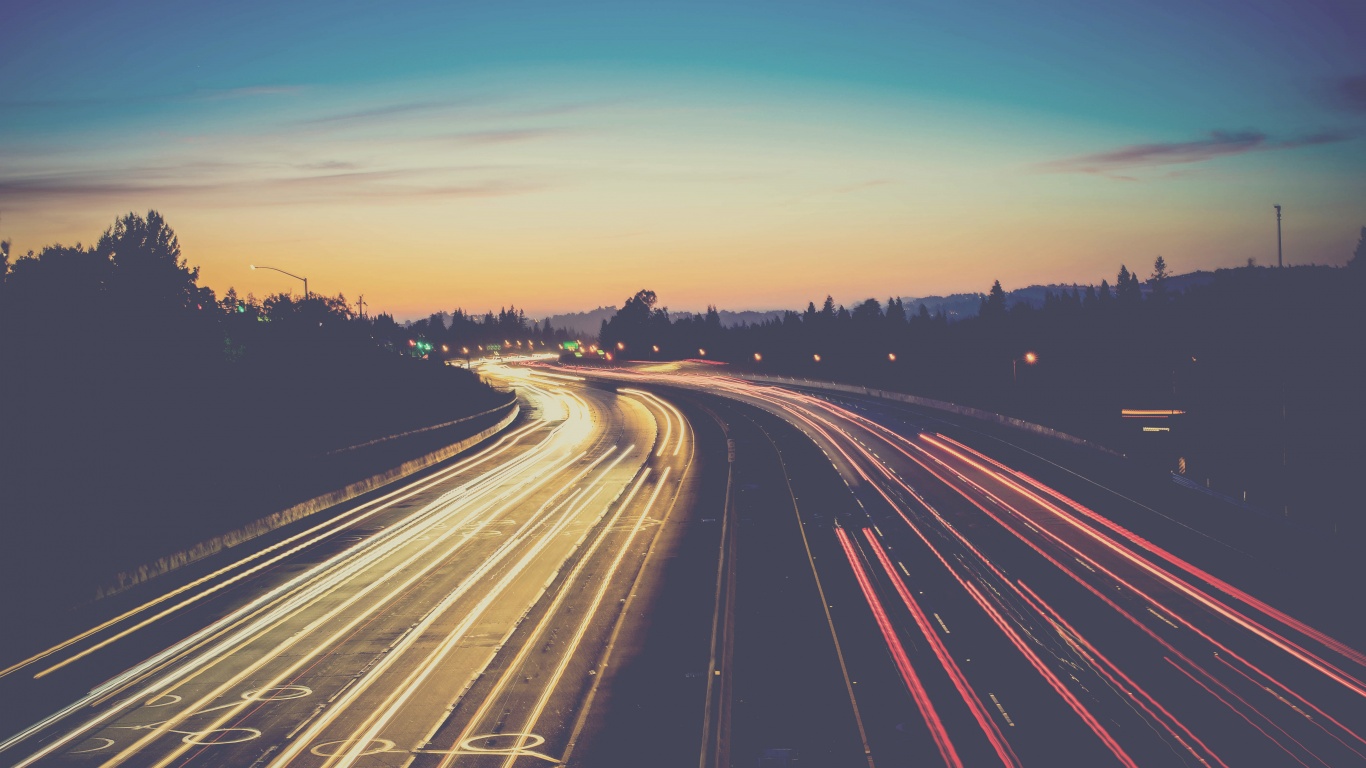 Автострада в огнях обои