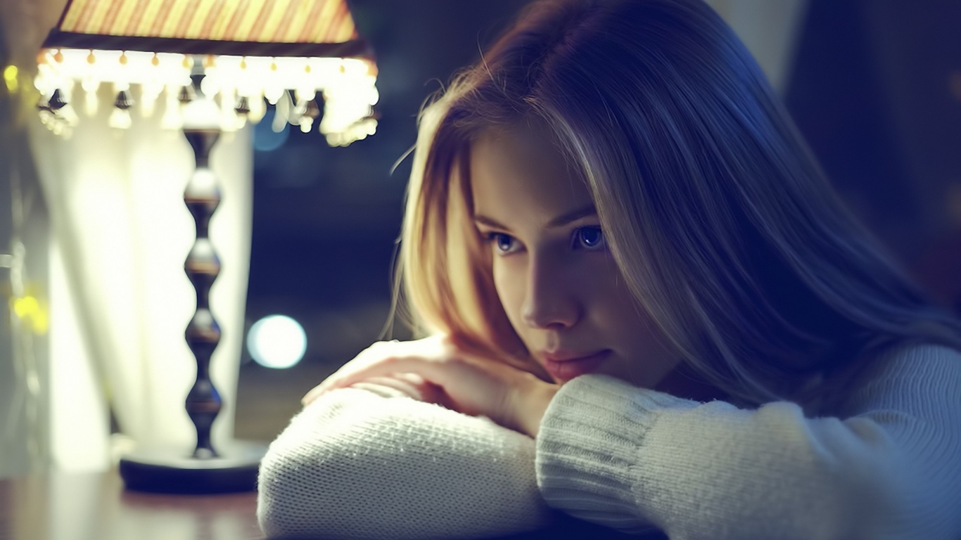 Задумалась обои