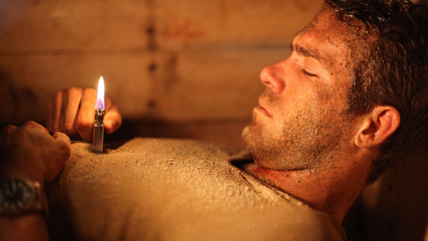 Кадр из фильма Погребенный заживо  обои