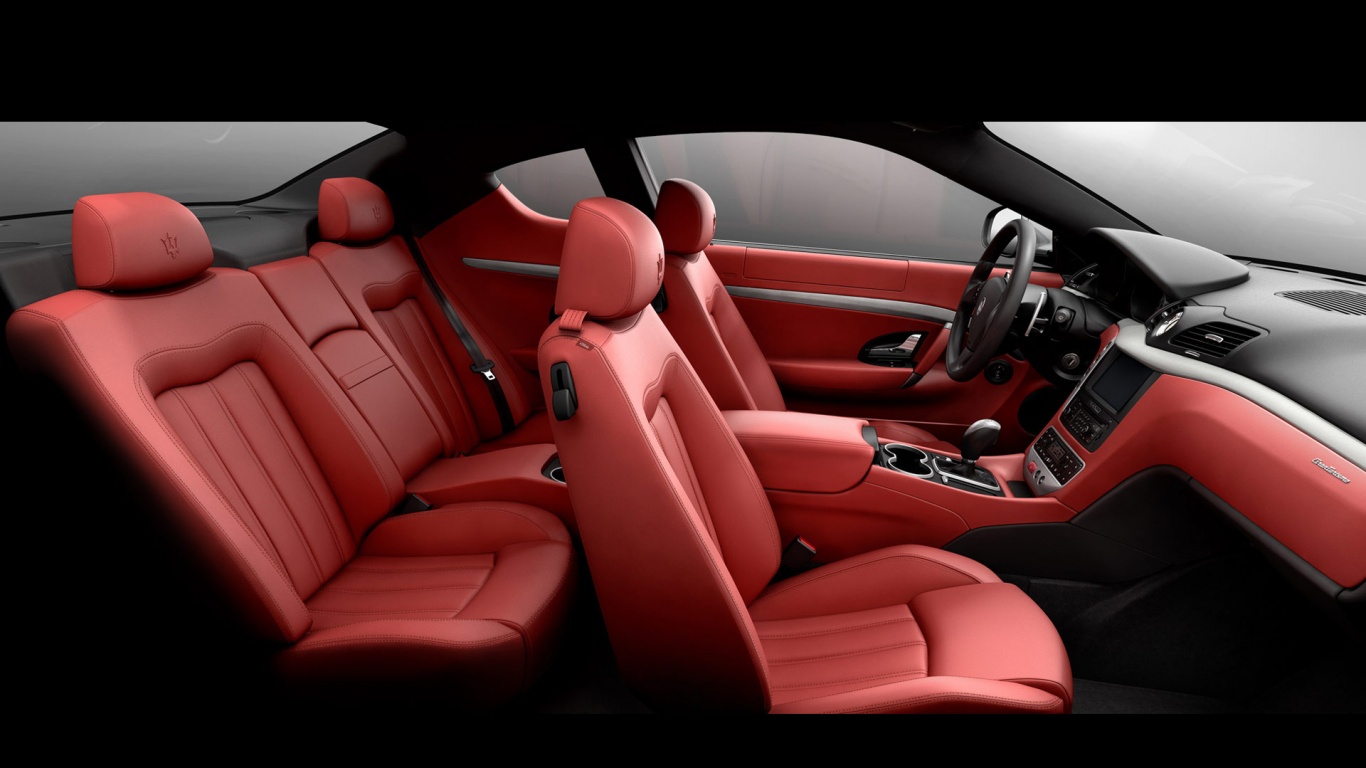 Салон Мазерати обои