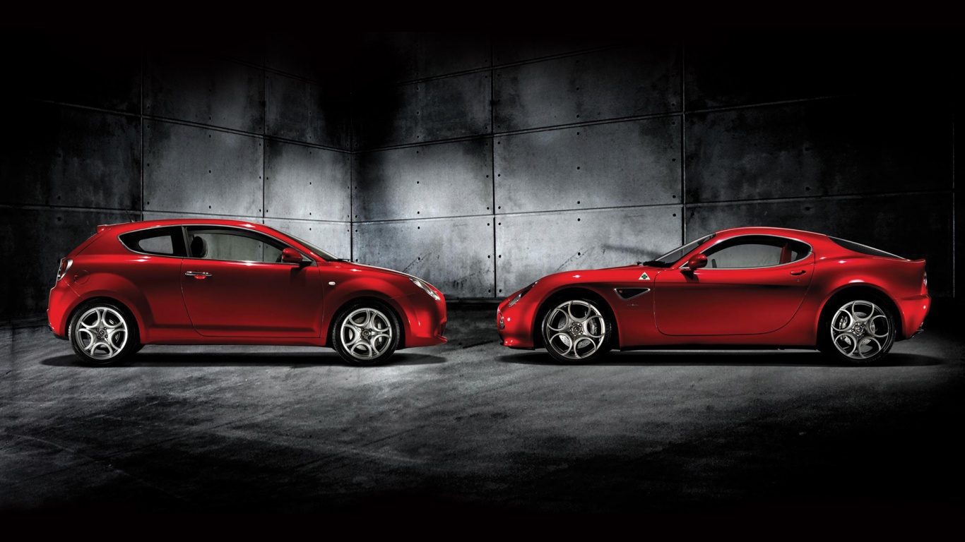 Два альфа ромео с разными кузовами обои