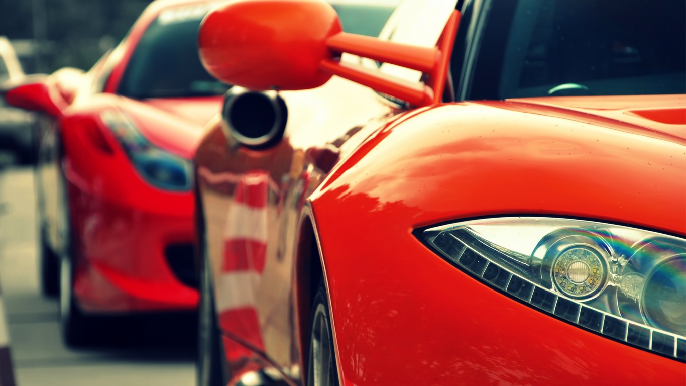 Череда красных автомобилей обои