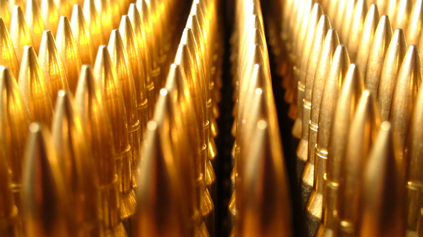 Стройные ряды патронов обои