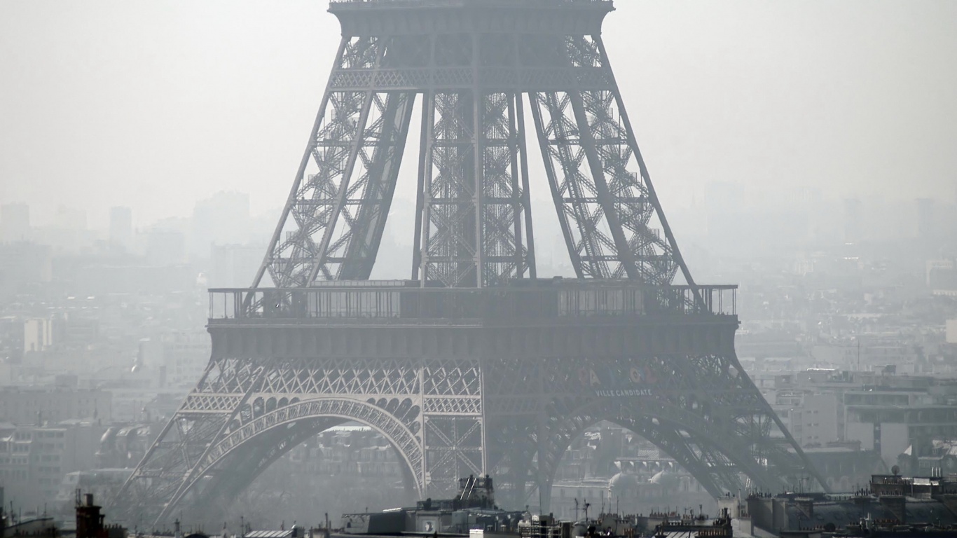 Эйфелева башня в Париже обои