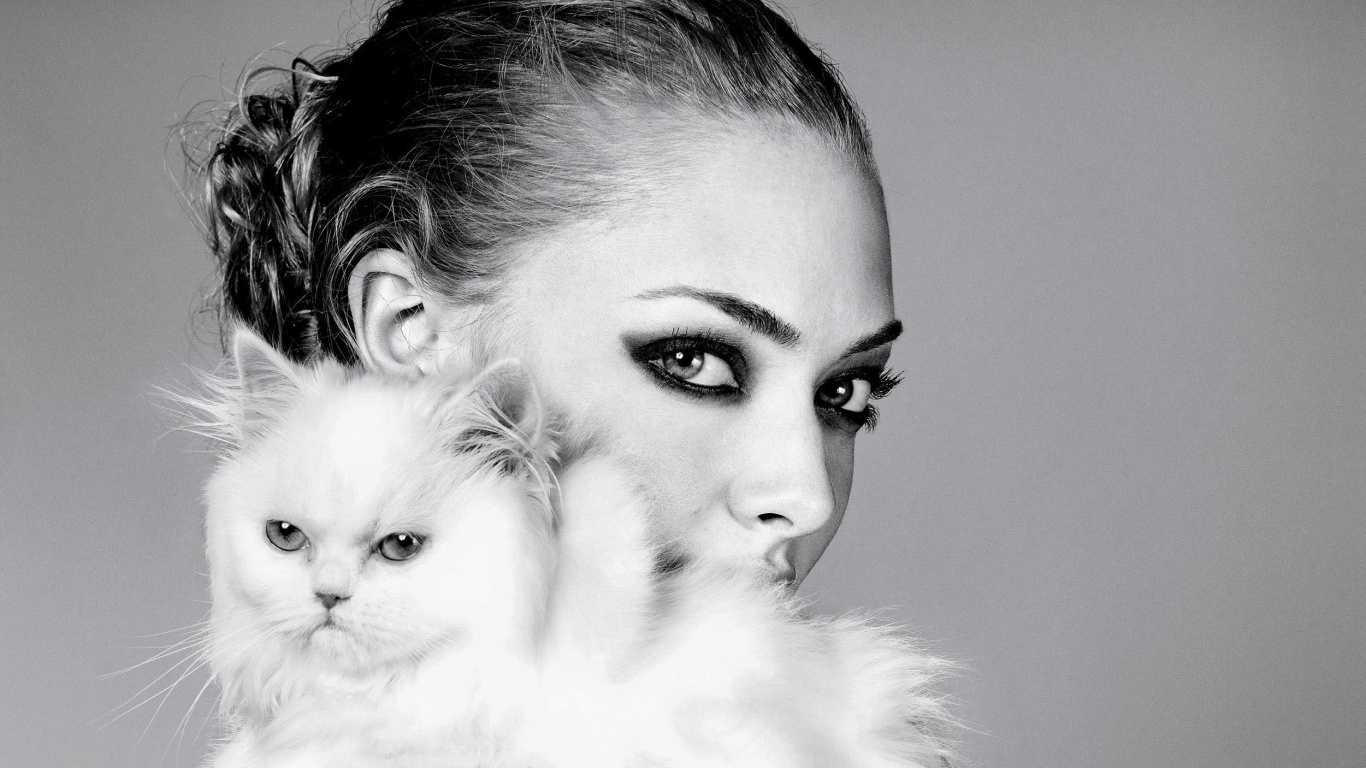 Девушка с кошкой обои