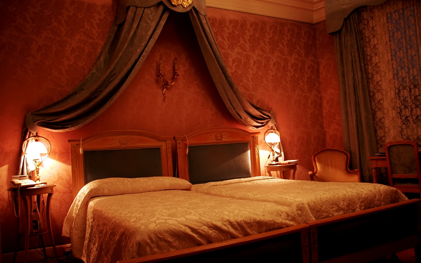 Спальня обои