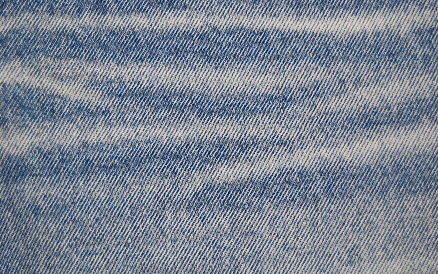 Джинсы со складками обои