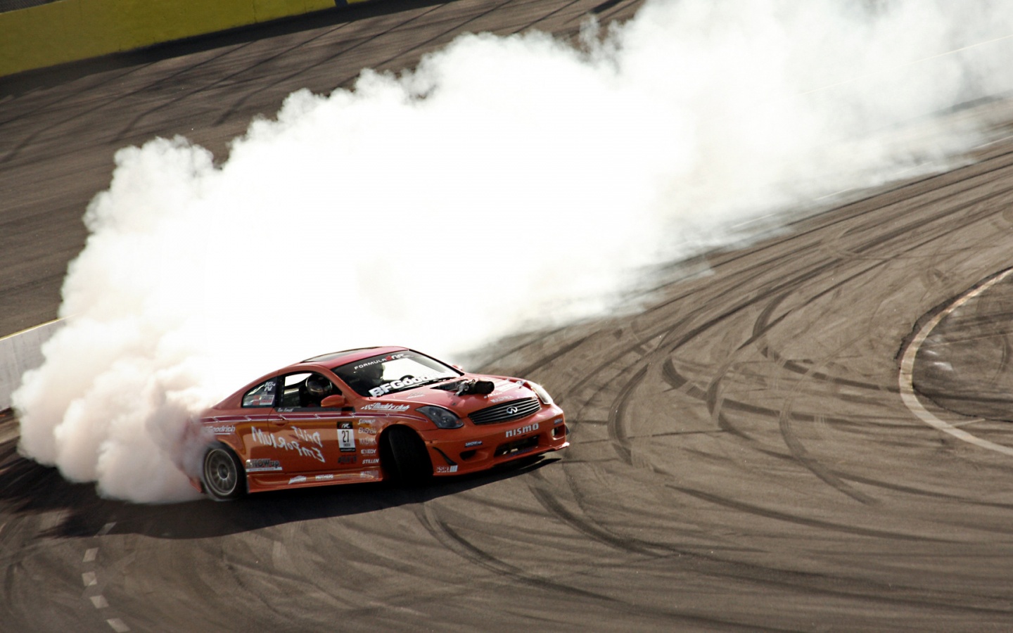 Deawoo в гонках обои