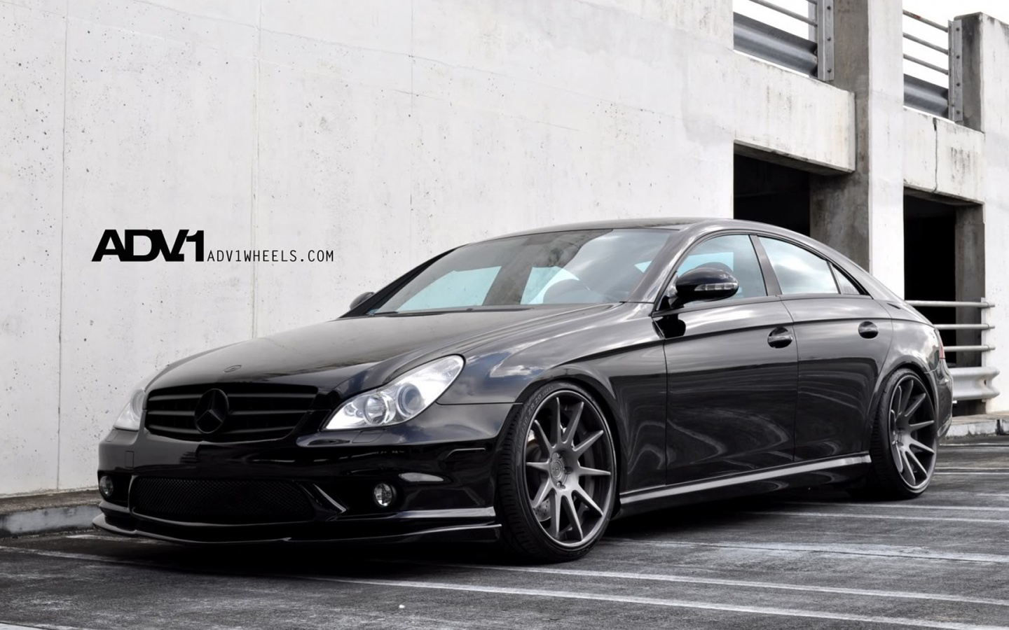 Mercedes CLS55 Amg обои