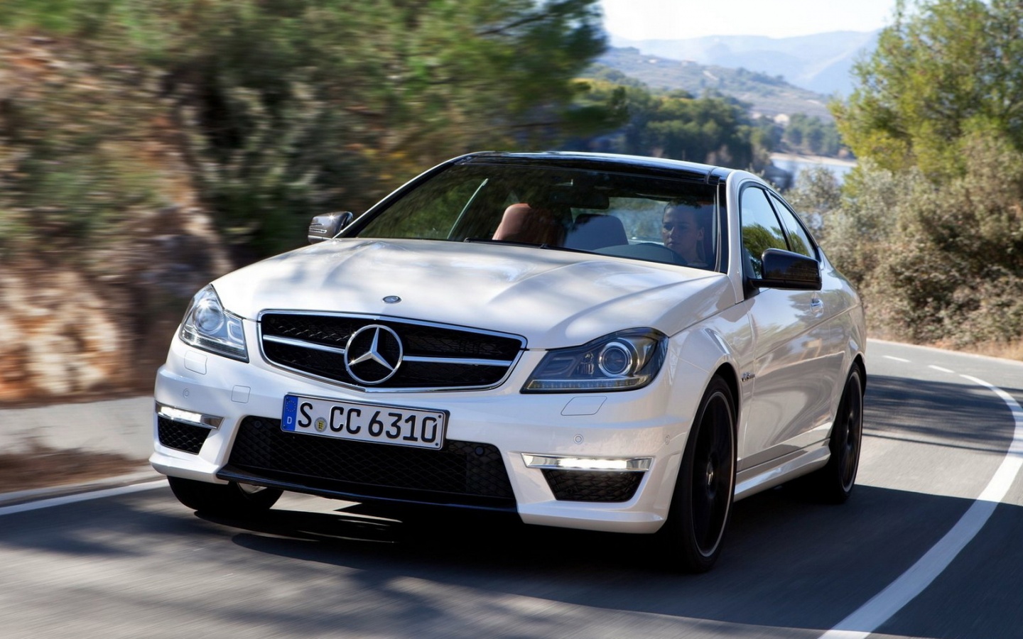 Mercede C63 обои