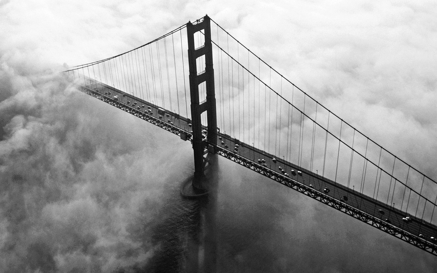 Мост Золотые ворота утопает в тумане обои