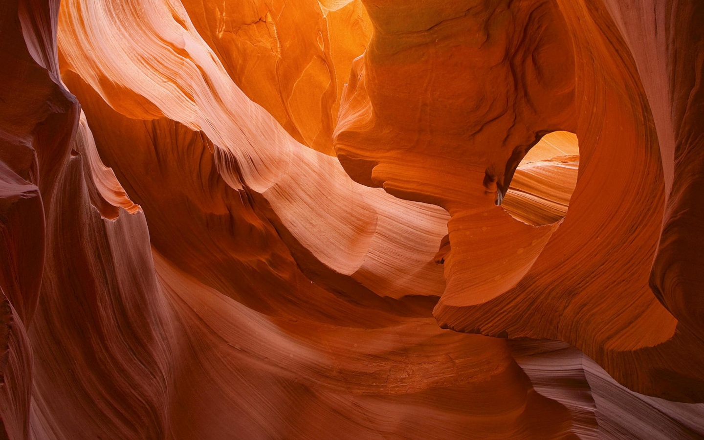 Оранжевая пещера обои