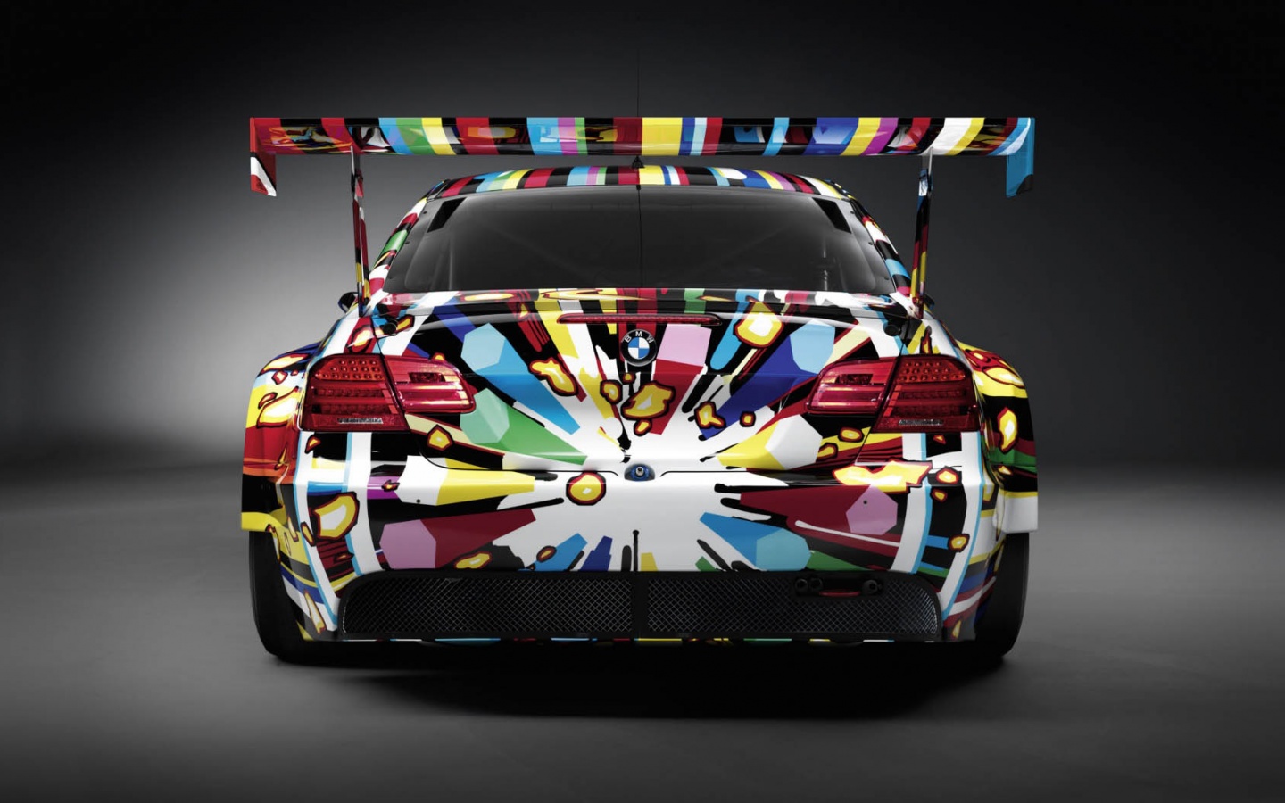 BMW  в сумасшедшем окрасе обои